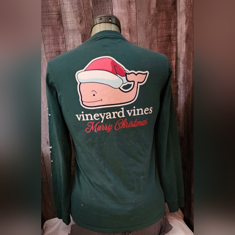 VINEYARD VINES Santa Whale Long-Sleeve Pocket Tee T-Shirt